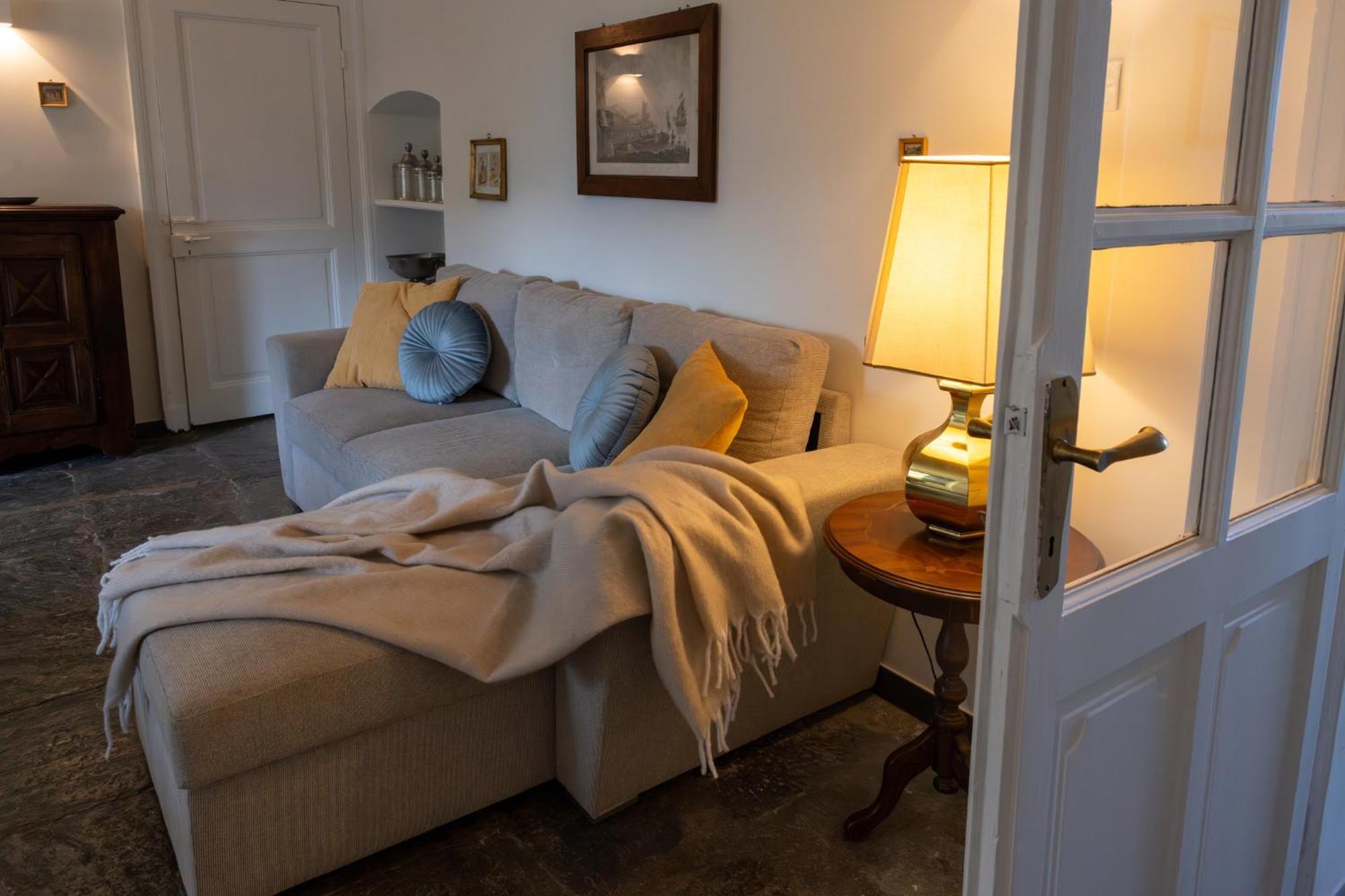 Manor House Apartment Aosta Exterior photo